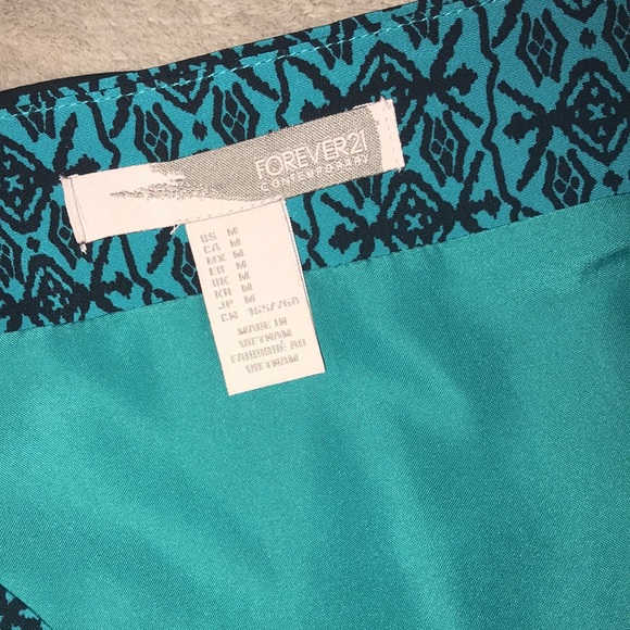 Forever 21 Contemporary US Medium Aqua and black belted skirt 💕 - Picture 4 of 8